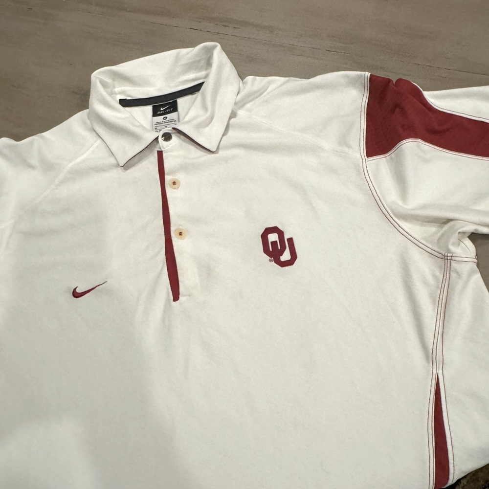 SOLD: Nike Oklahoma University Polo Style Shirt- M - Picture 7 of 10
